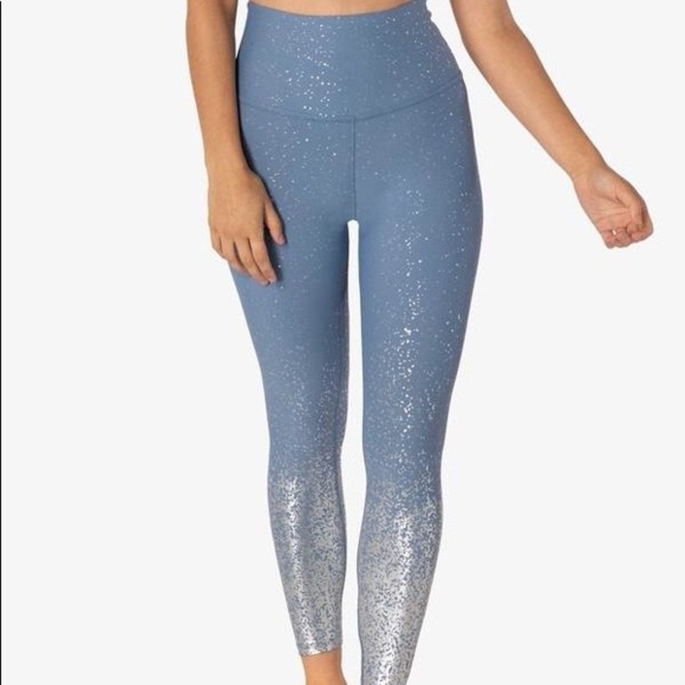 EUC Beyond Yoga Blue Shimmering Ombré Leggings